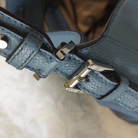 EUC Michael Kors Hobo Bag - Picture 8 of 9